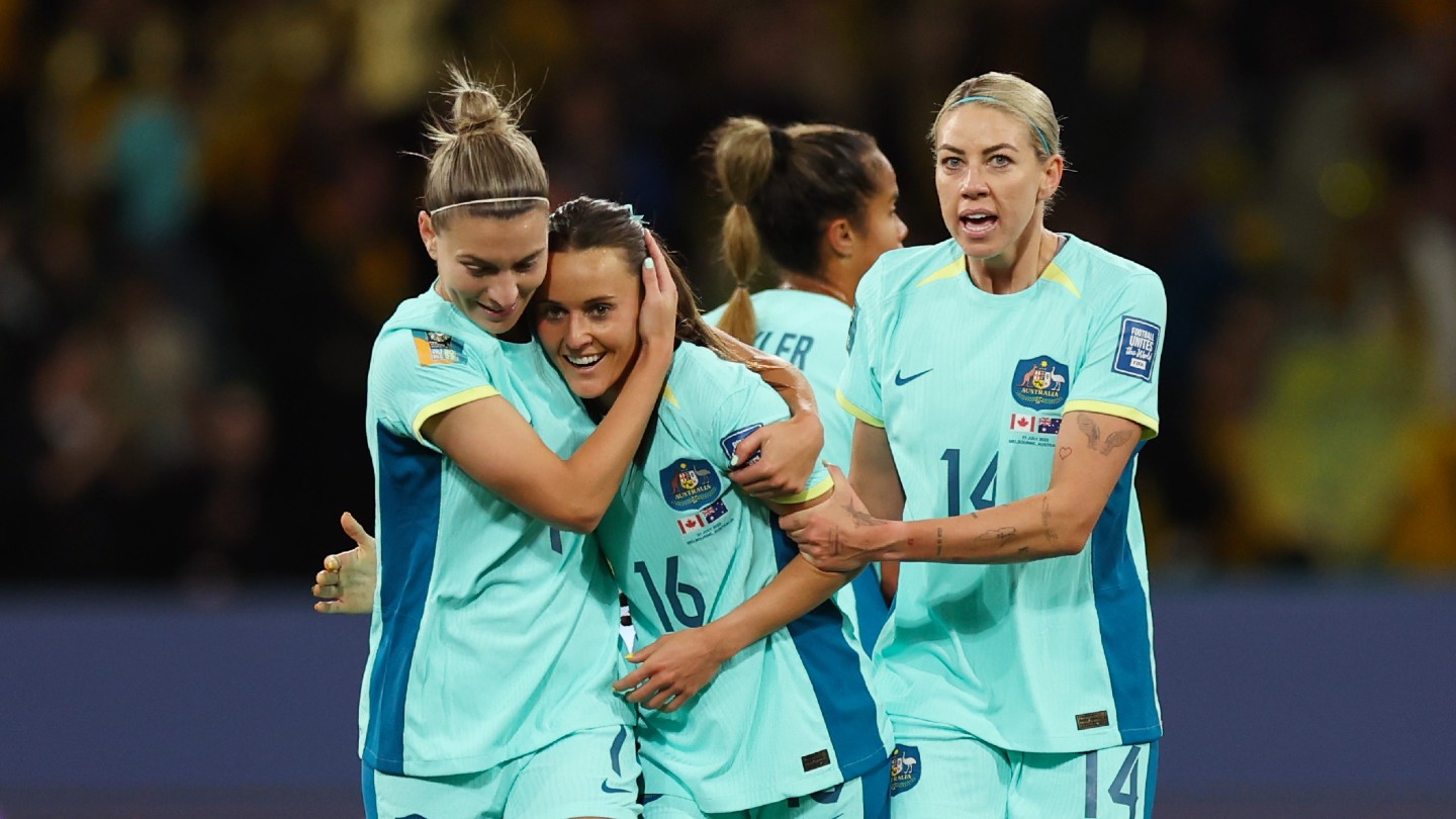 Australian Women's Team Kits Outsell Men's - Footy Headlines